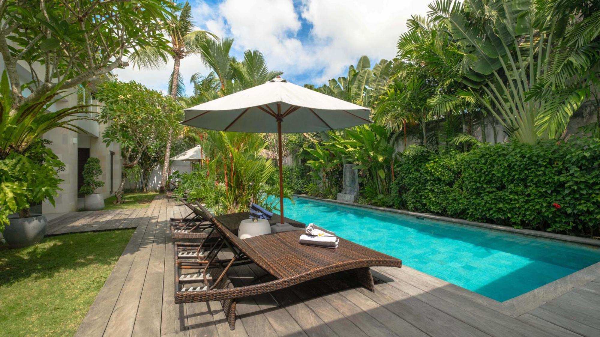 Villa Nikaia By Villa Finder Seminyak Buitenkant foto